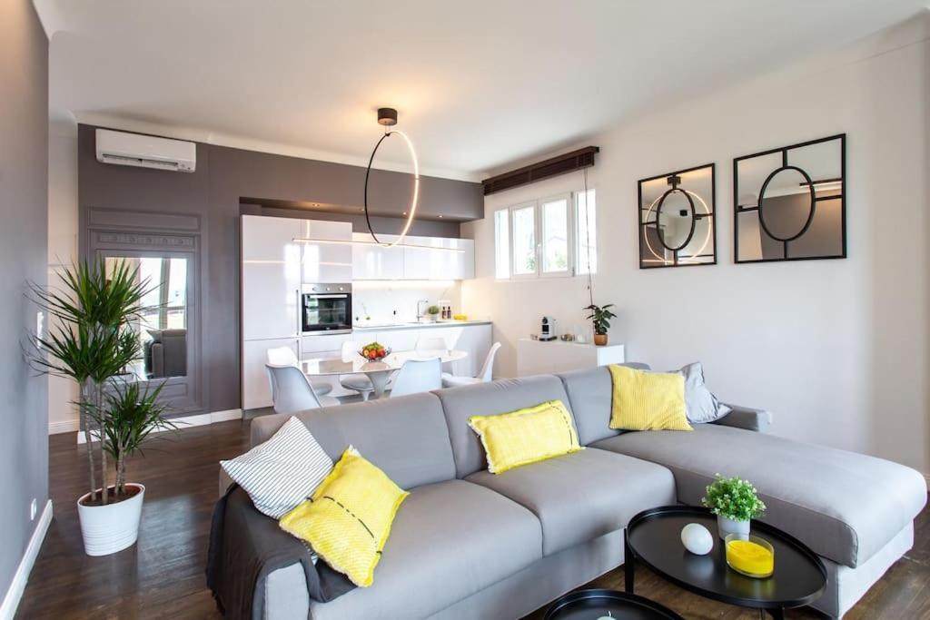 וילפראנש-סור-מר #24 Marie-Claire Suite Sea View/Balcony/Ac/5Min Port מראה חיצוני תמונה