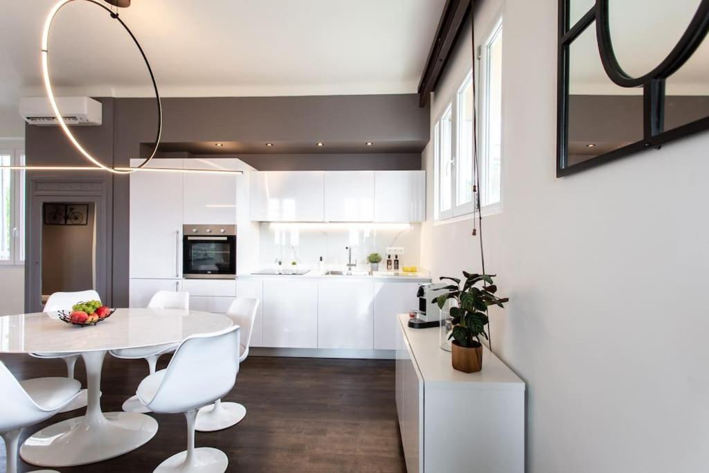 וילפראנש-סור-מר #24 Marie-Claire Suite Sea View/Balcony/Ac/5Min Port מראה חיצוני תמונה