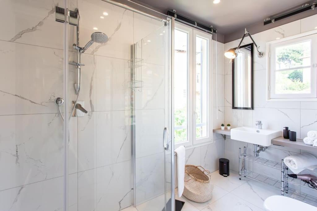וילפראנש-סור-מר #24 Marie-Claire Suite Sea View/Balcony/Ac/5Min Port מראה חיצוני תמונה